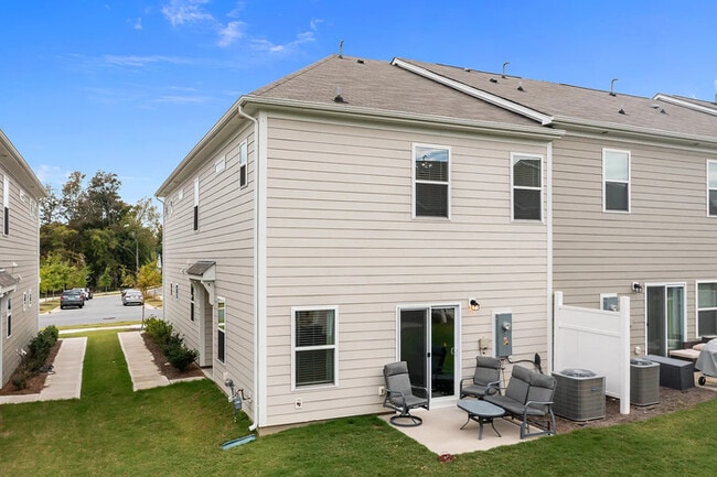 Building Photo - Earn Wealth While Leasing - Like a Homeowner - Lease to Own