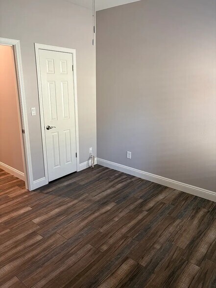Building Photo - 8610 Bolsena Ln