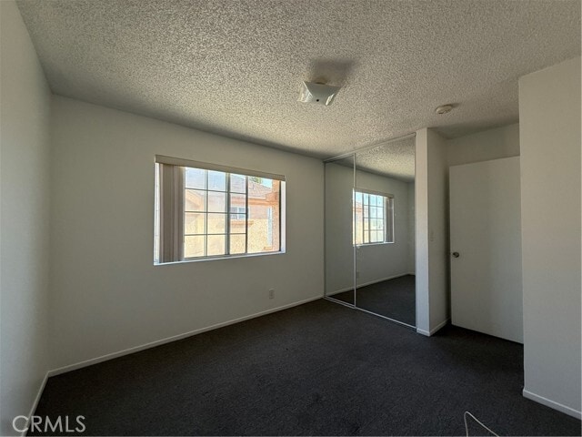 Building Photo - 4061 E 60th St