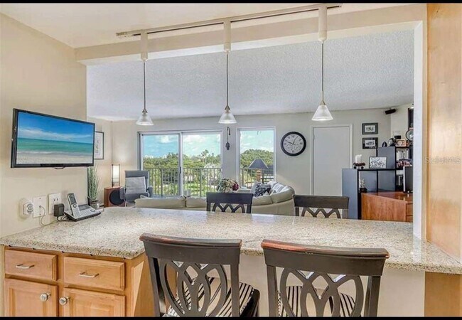 Building Photo - 2295 Gulf of Mexico Dr