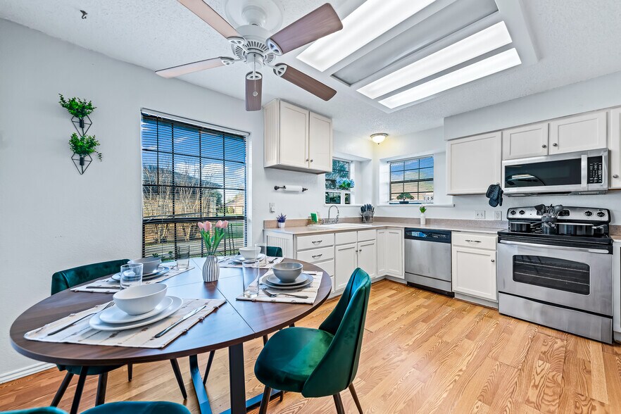 Building Photo - 7224 Fuller Cir