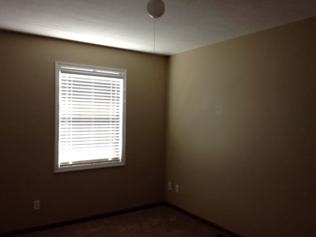 Building Photo - 3543 Oak Spring Dr