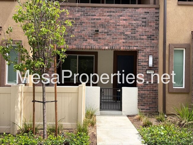 Building Photo - 1501 Stratus Dr