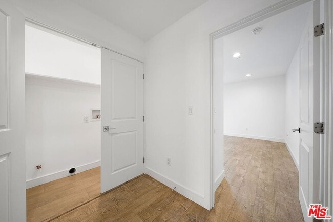 Building Photo - 14228 Sylvan St