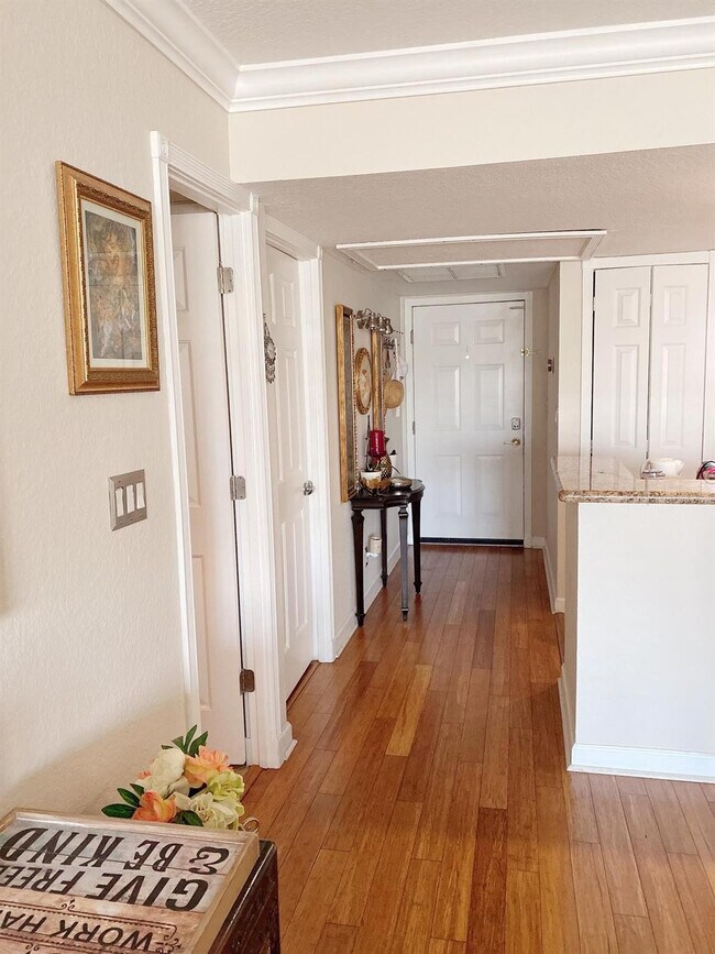 Building Photo - 1501 E Broward Blvd