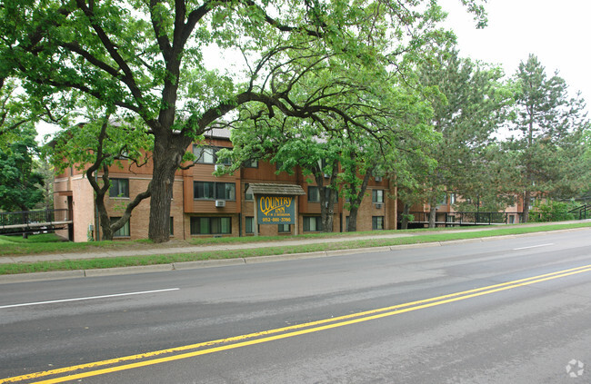 Building Photo - Country Inn