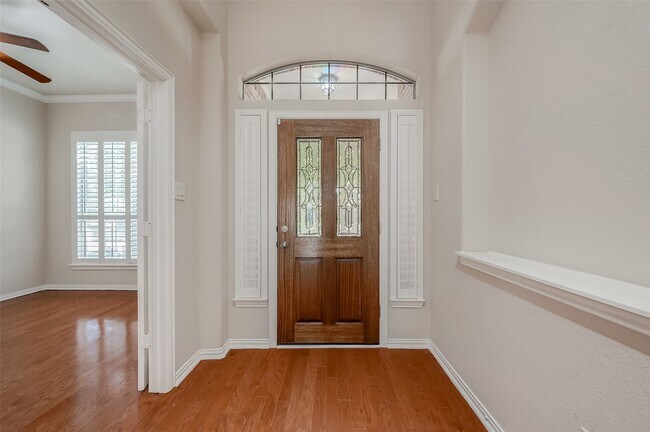 Building Photo - 7206 Spring Meadow Ln