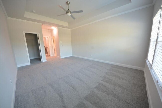 Building Photo - 5096 Insperon Ln