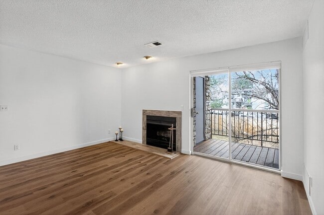 Building Photo - 2575 S Syracuse Way