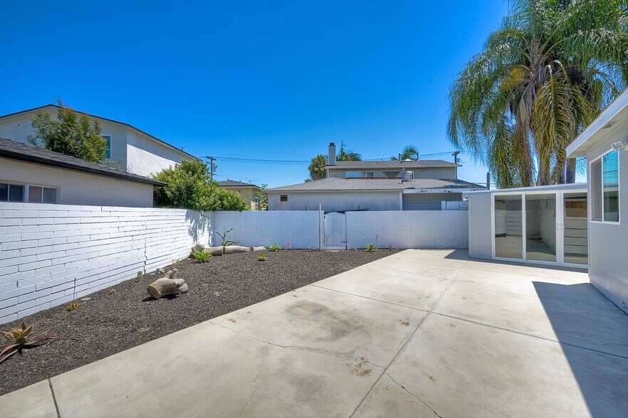 Backyard - 6258 Pembroke Dr