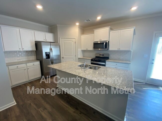 Building Photo - 3091 Greyton Dr