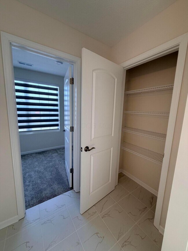 Building Photo - 1315 Red Tail Pl