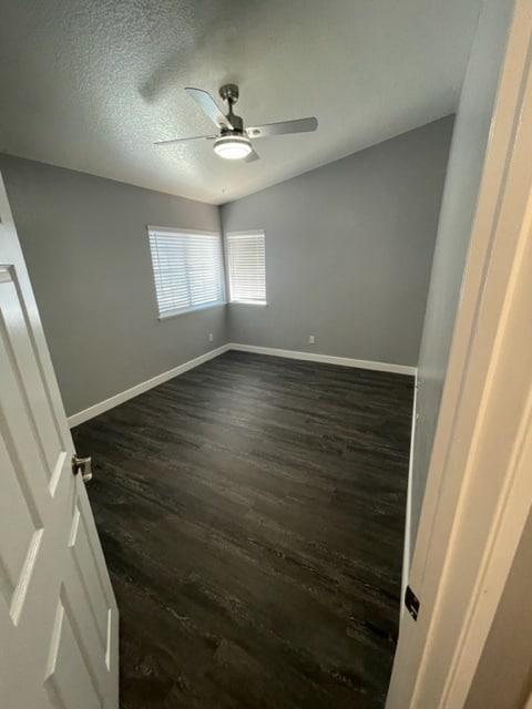 Building Photo - 6250 Sunny Meadow Ln