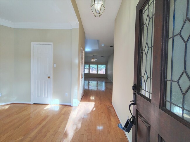 Building Photo - 818 Presley Way