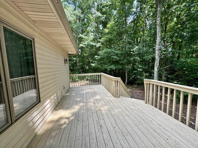 Building Photo - 310 Paoli Trce