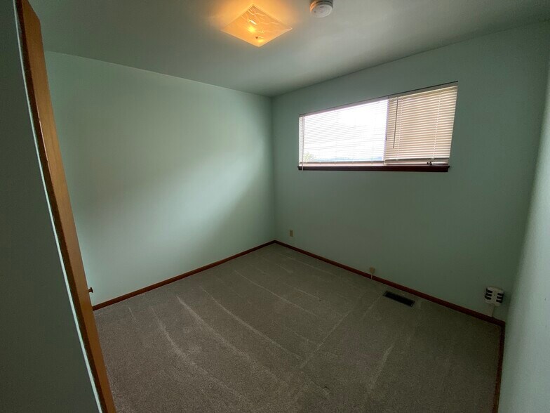 Building Photo - 1308 Beacon Way S
