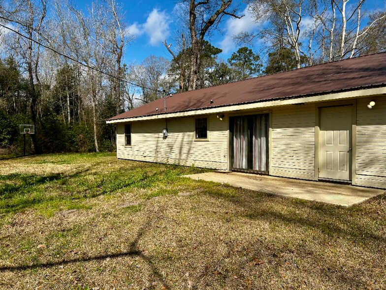 Building Photo - 723 Bearling St