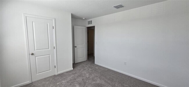 Building Photo - 2803 Poppy Ave