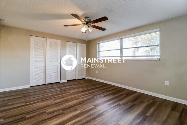 Building Photo - 3 Bedroom Pet-Friendly Home in Port Richey, FL with Main Street Renewal