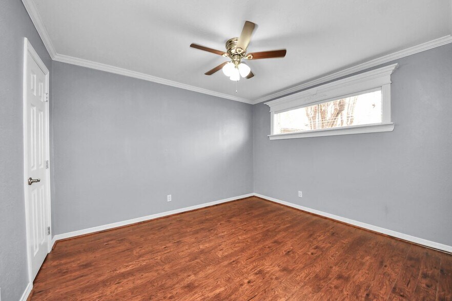 Building Photo - 1529 Wirt Rd