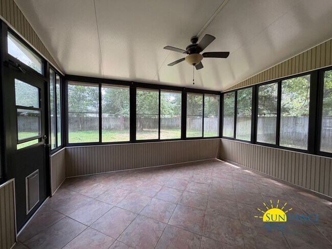 Building Photo - Spacious 4BR/2BA Home in Fort Walton Beach Near Eglin Parkway!