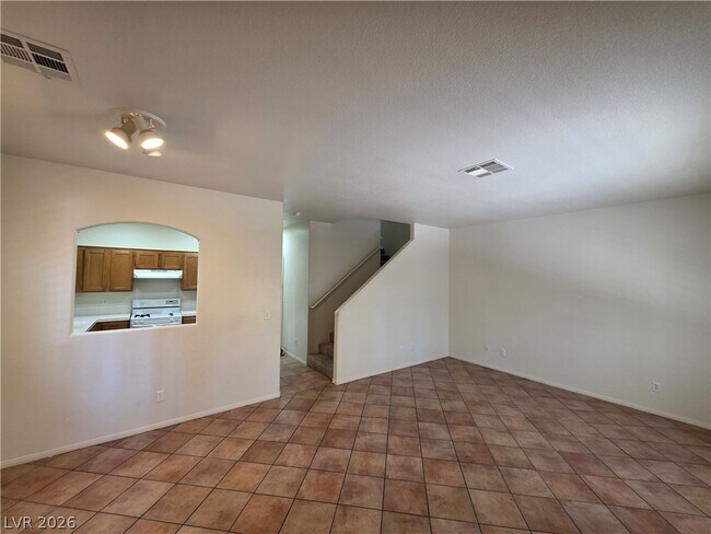 Building Photo - 10021 Via Toro Ave