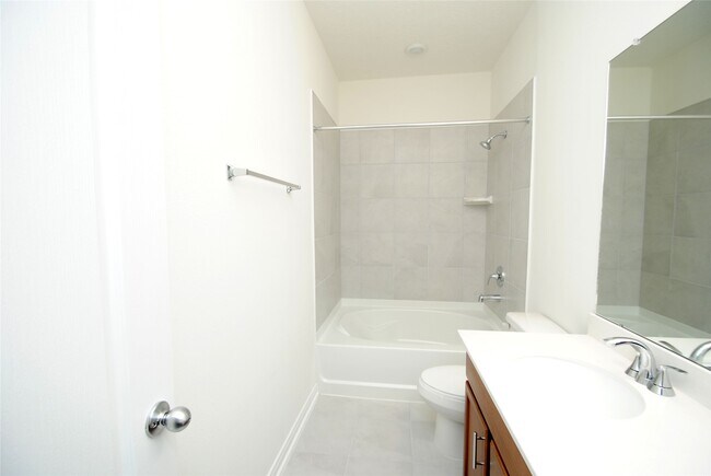 Building Photo - 9207 BetanCourt Ct