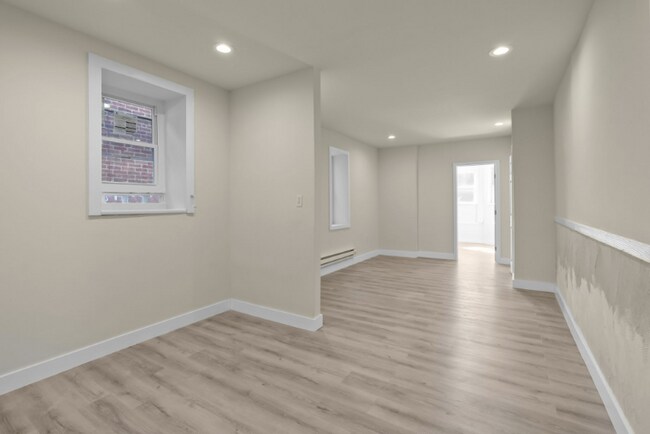 Building Photo - 1508 W Tioga St