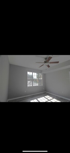 Building Photo - 501 Knights Run Ave