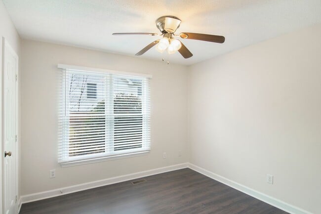 Building Photo - Freshly Updated! Beautiful 3 Bedroom, 2 Bath Ranch with Private wooded lot - Pet Friendly!