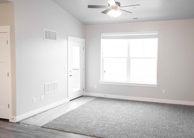 Building Photo - 501 N 360 W