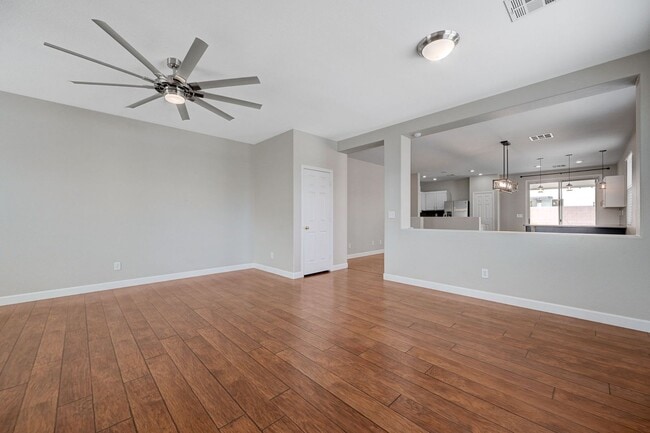 Building Photo - Stunning one story in the NW!