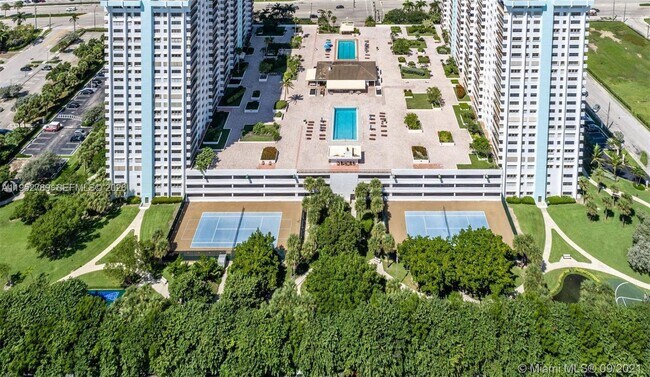 Building Photo - 1201 S Ocean Dr