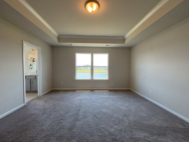 Building Photo - 445 Navona Dr
