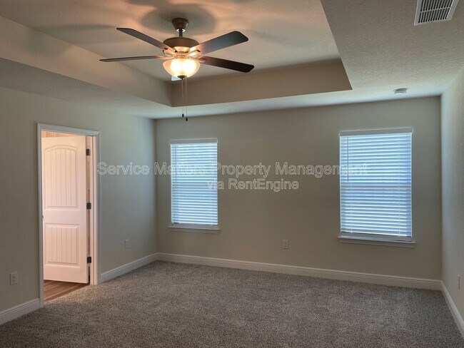 Building Photo - 5184 Peach Dr