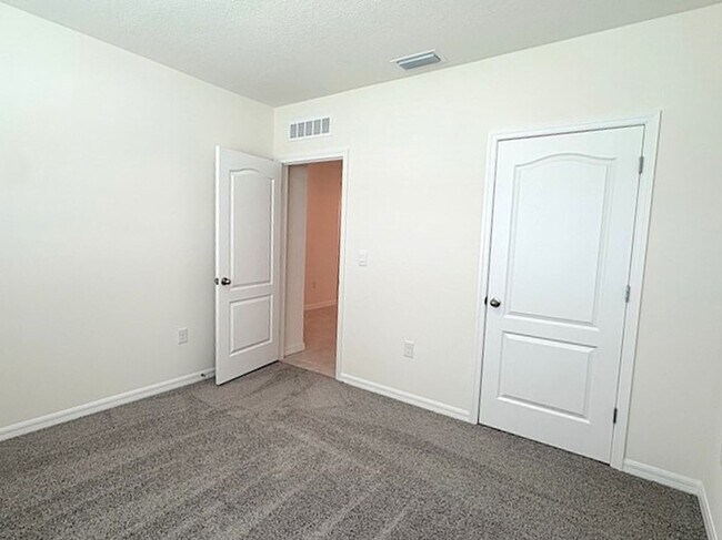 Building Photo - Beautiful Brand New Home In Ormond Beach S...