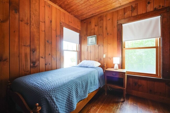 Building Photo - Winter Rental with Views of the Annisquam ...