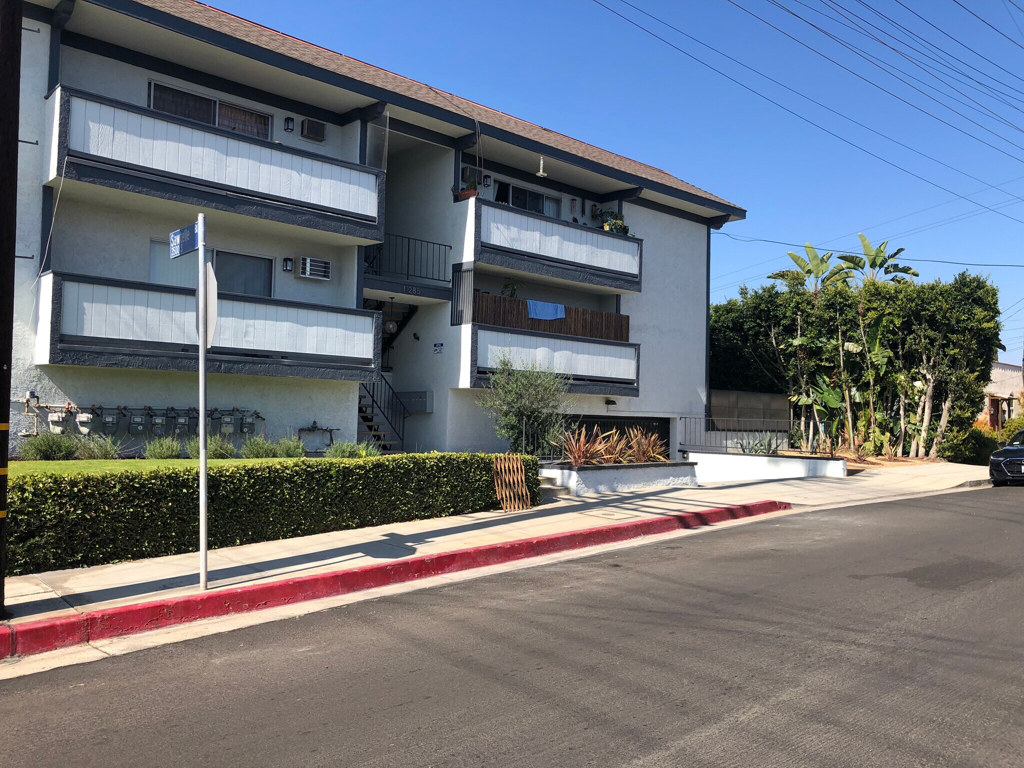 Front view of Bldg - 11285 Charnock Rd