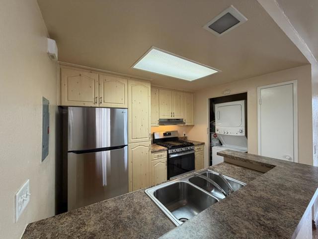 Building Photo - 2039 Dairy Mart Rd