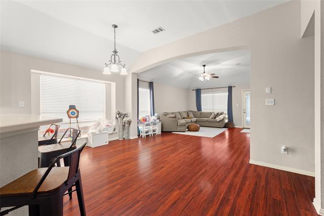 Building Photo - 2605 Swan Dr