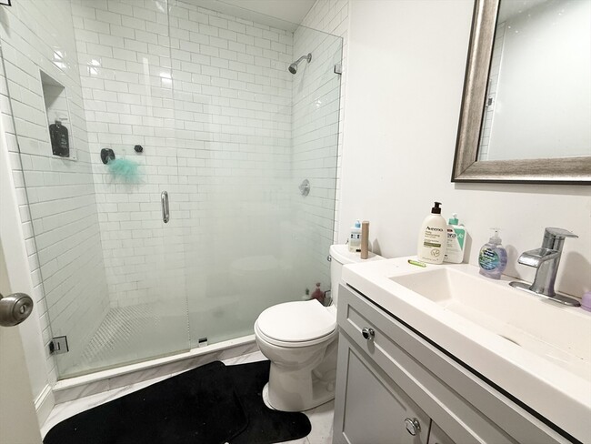 Building Photo - 301-305-305 Dudley St