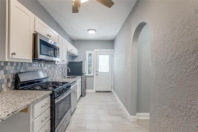 Building Photo - 320 W Canty St