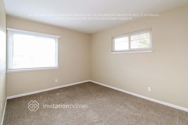 Building Photo - 7572 South Pkwy