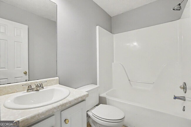 Building Photo - 4394 Cross Ln
