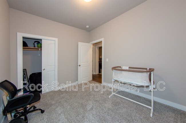 Building Photo - 1638 Elsie Jean Trl