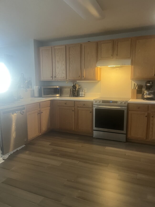 Building Photo - 343 Briarbend Rd