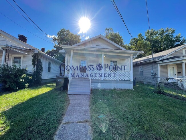 Primary Photo - Newly Renovated Just For You! First Month's Rent Free!!