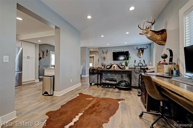 Building Photo - 15 South St