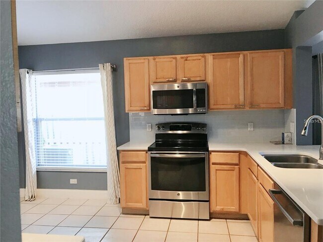 Building Photo - 4931 Marbella Isle Dr