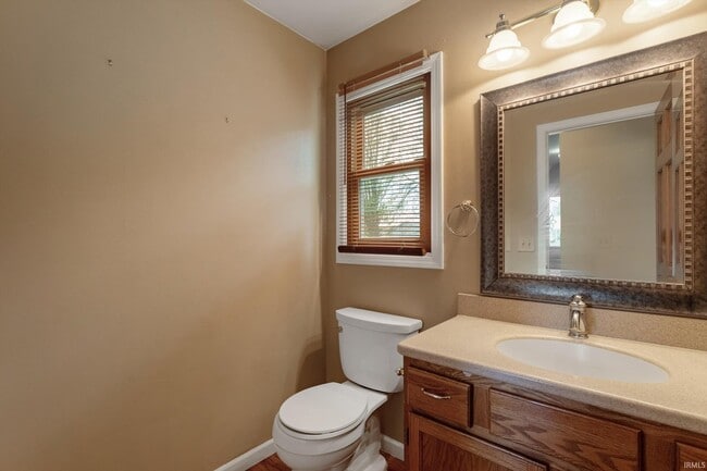 Building Photo - 51595 Harvester Dr